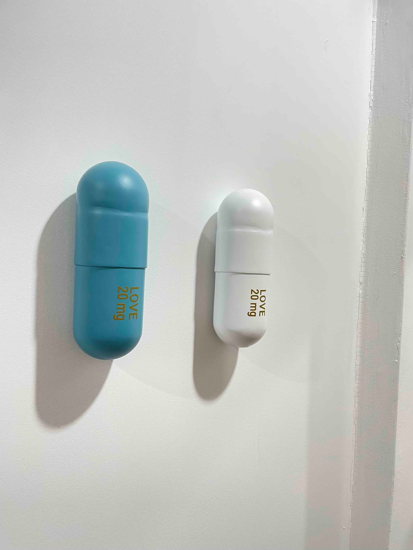 20 MG Love Hope matte pill Combo (turquoise, white) - figurative sculpture