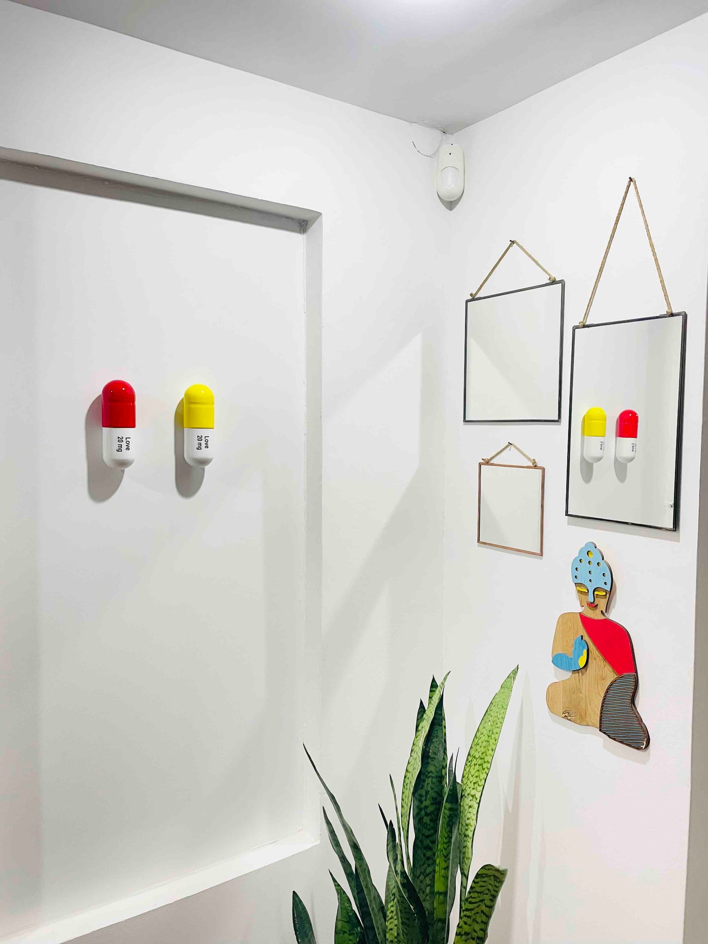 20 MG Love pill Combo (red, yellow, white) - figurative sculpture