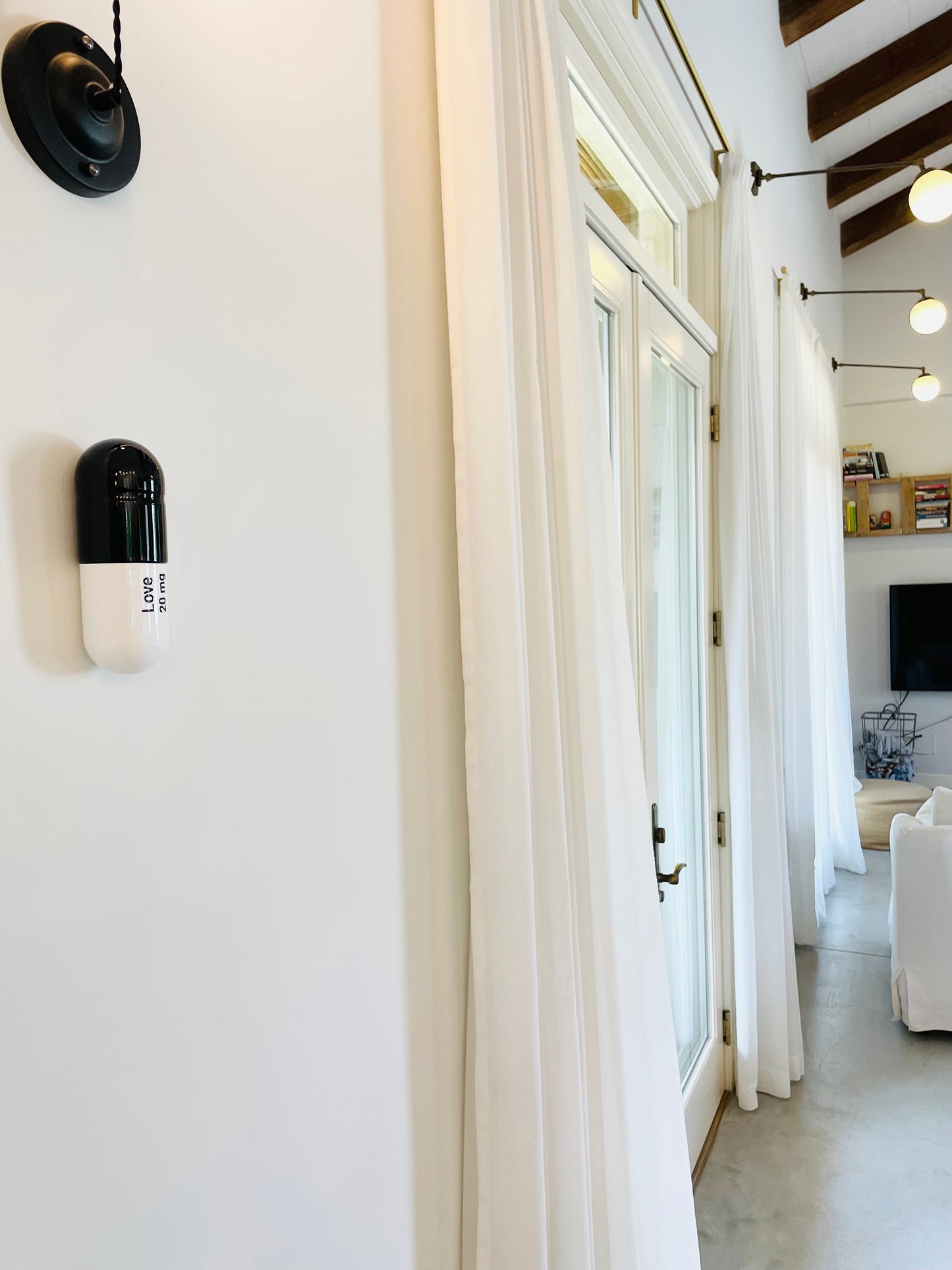 Ceramic Love Pill - Black and White