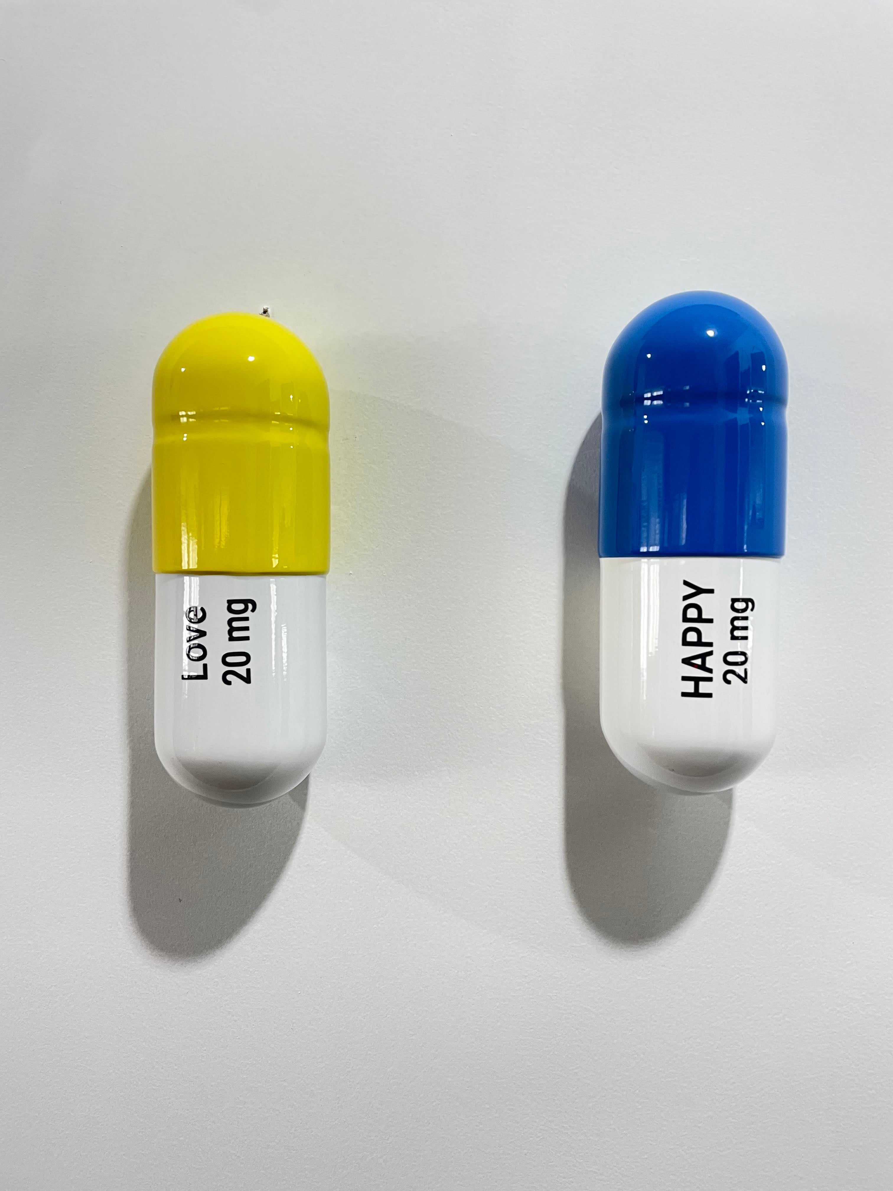20 MG Love Happy pill Combo (yellow, blue, white) - figurative sculptu ...