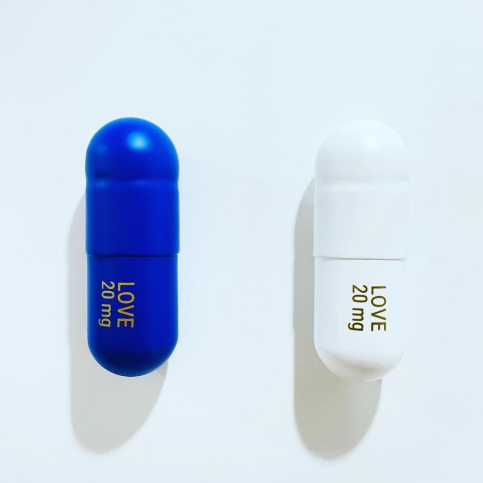 Love pill Set -Matte White, Matte Blue