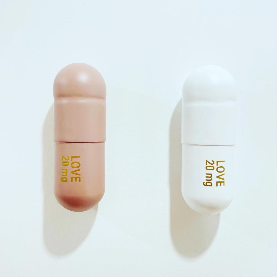 Love pill Set -Matte Powder Pink, Matte White